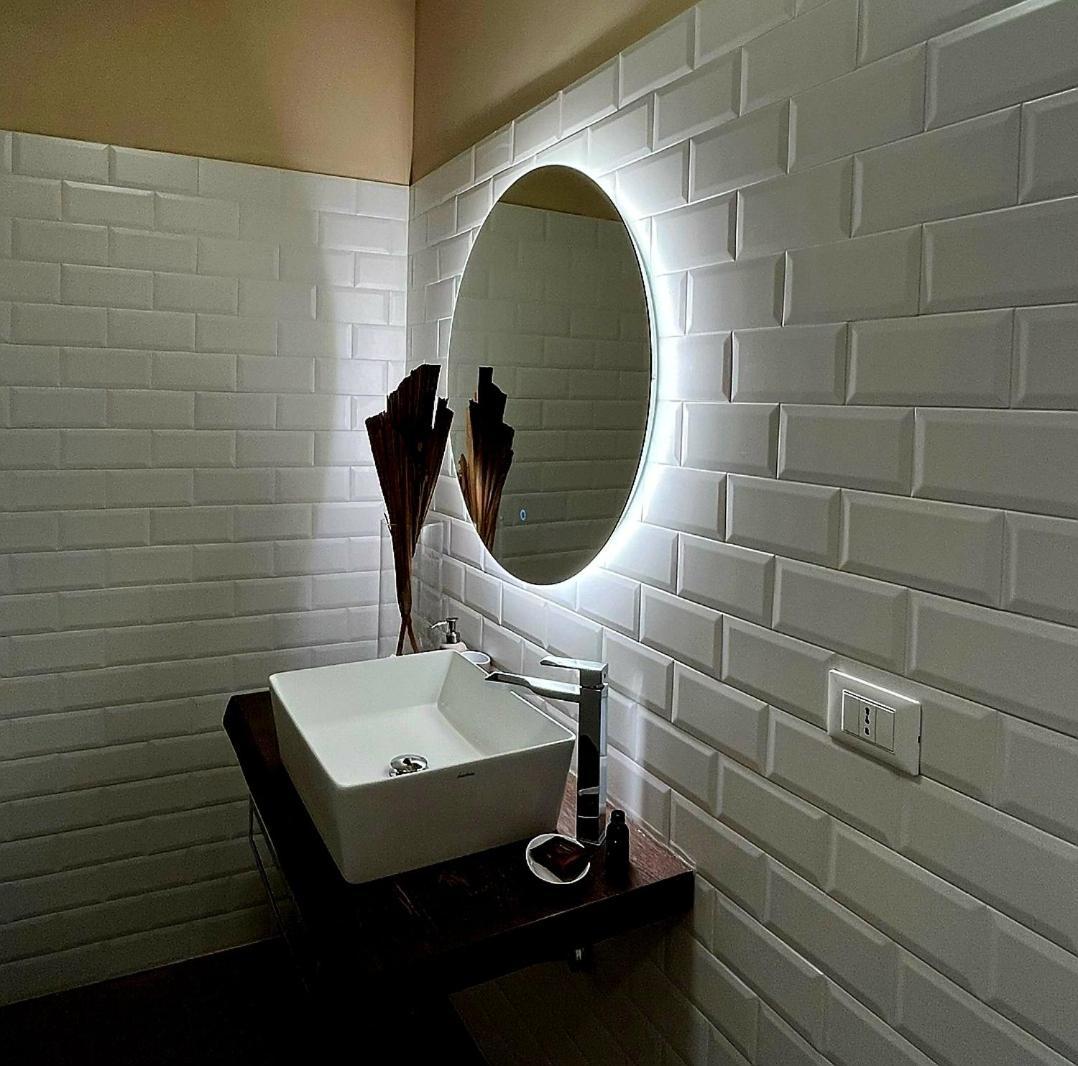 Ginevra Boutique Rooms - Palazzo Leosini - Residenze D'Epoca ラクイラ エクステリア 写真
